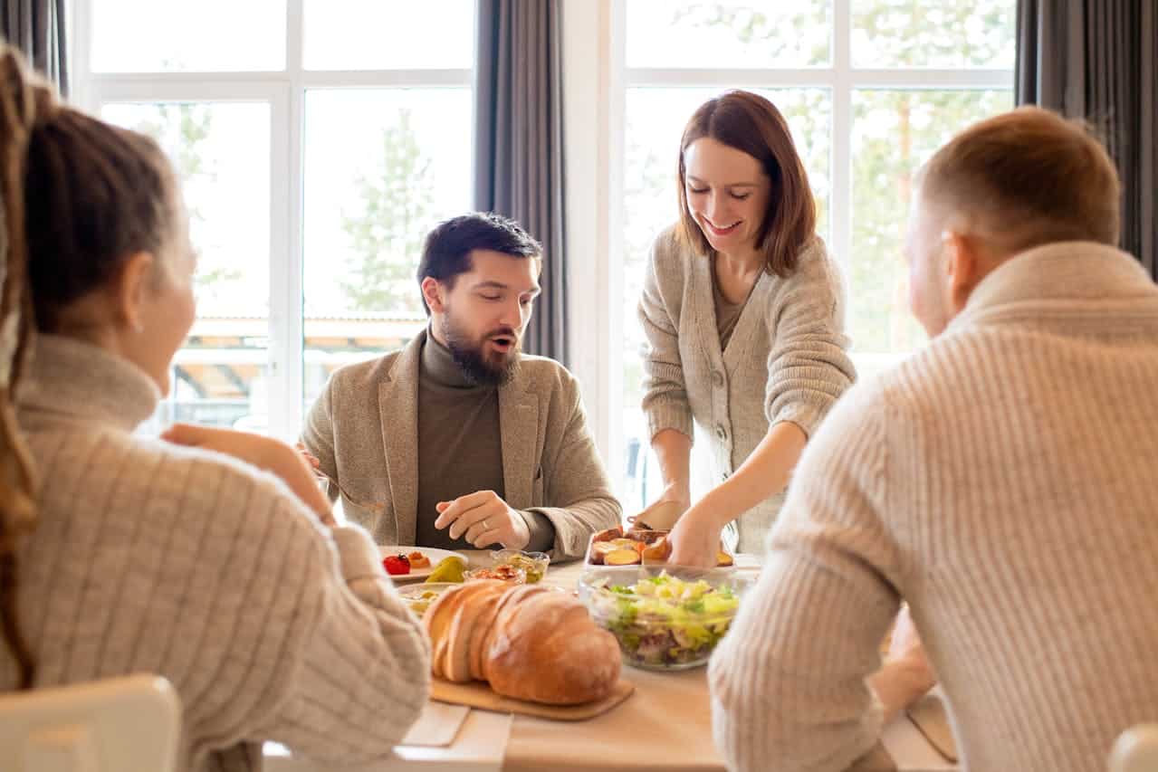 How to Become a Homeowner When Facing Credit Challenges